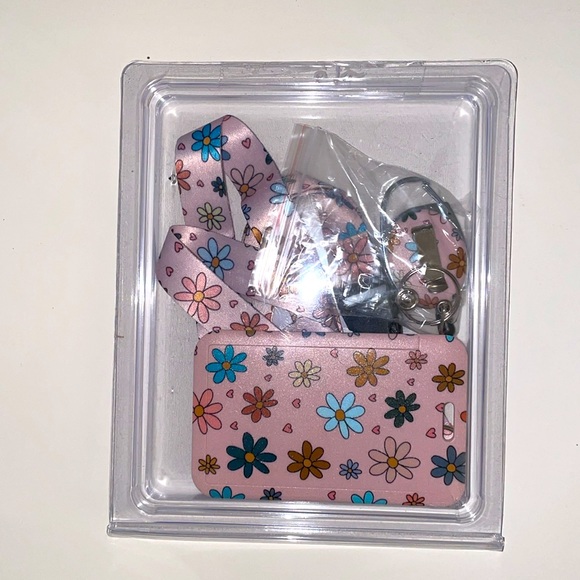 ID lanyard Brand New in package - Picture 2 of 2